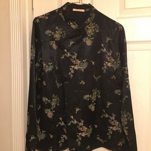 Chinese style top with frog closures